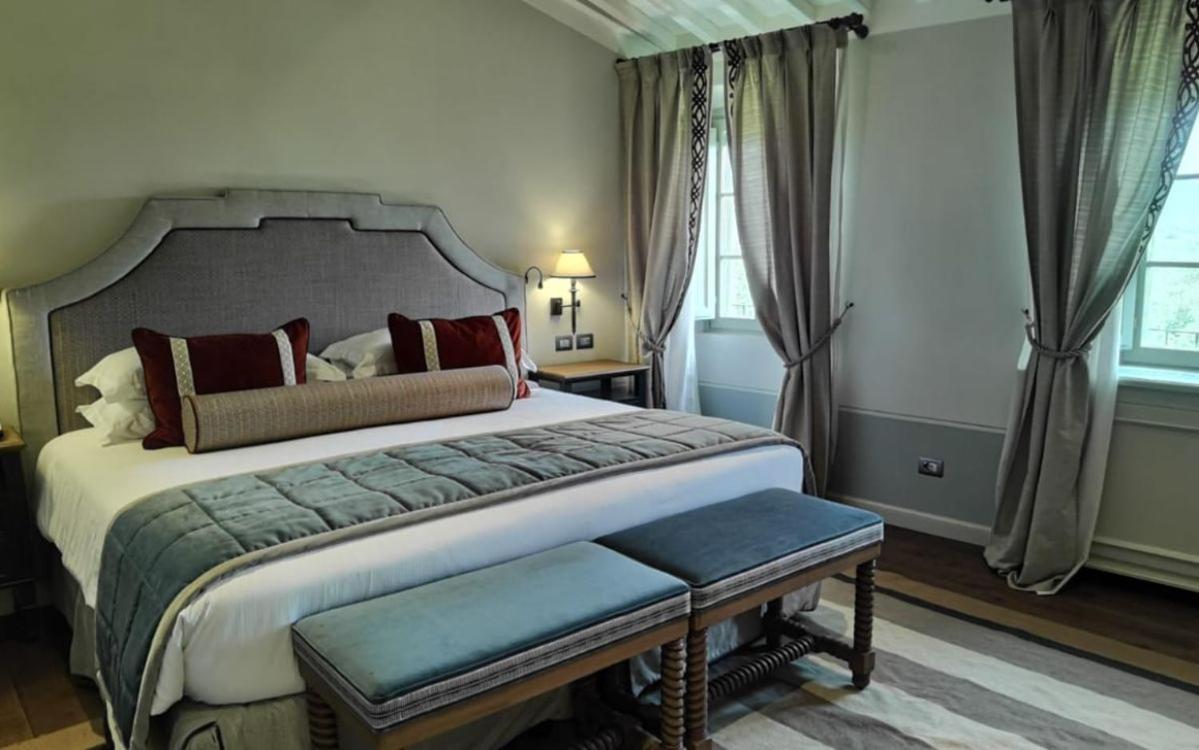 Готель Borgo San Felice Кастельнуово-Берарденґа Екстер'єр фото