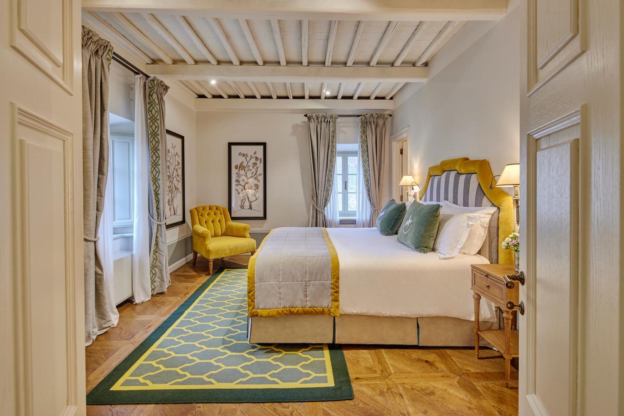 Готель Borgo San Felice Кастельнуово-Берарденґа Екстер'єр фото