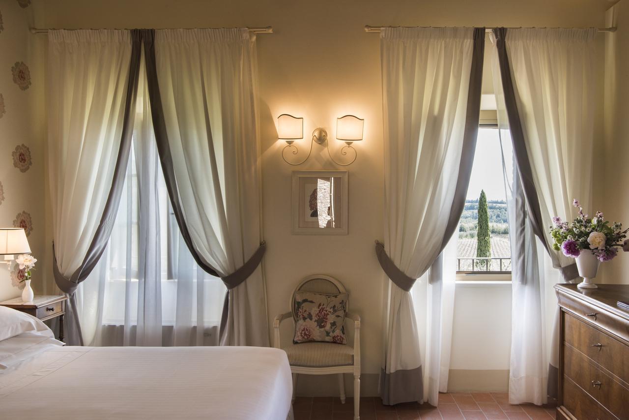 Готель Borgo San Felice Кастельнуово-Берарденґа Екстер'єр фото